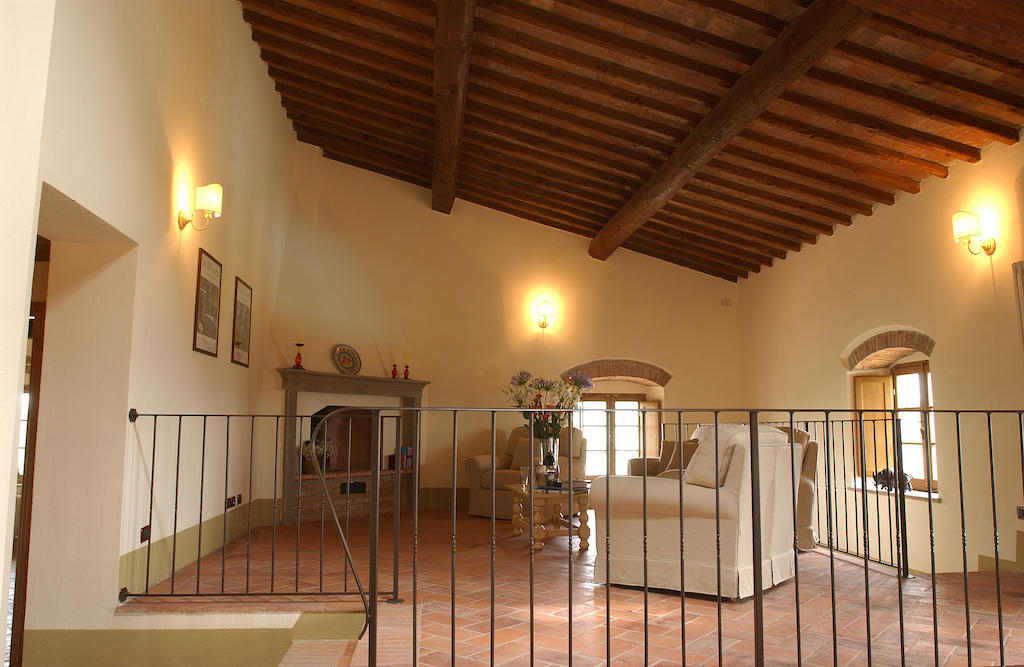 Relais Poggio Al Vento Guest House Pomarance Room photo