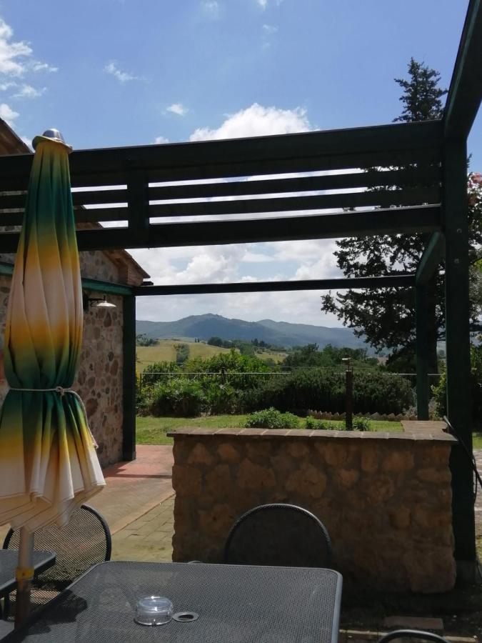 Relais Poggio Al Vento Guest House Pomarance Exterior photo
