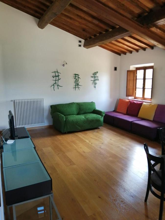 Relais Poggio Al Vento Guest House Pomarance Exterior photo