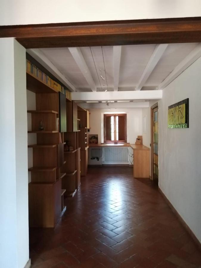 Relais Poggio Al Vento Guest House Pomarance Exterior photo